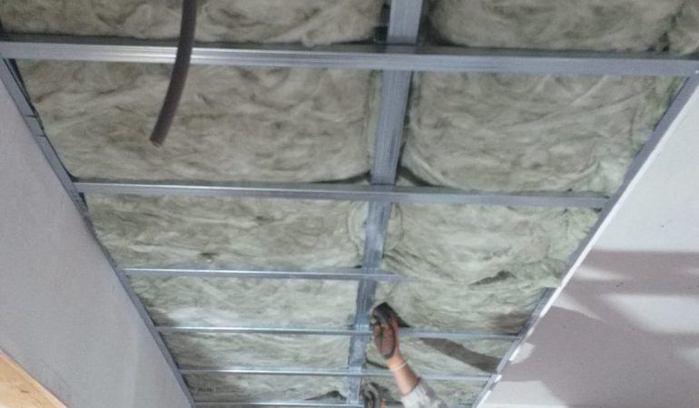 Reformes pladur girona aïllaments -Solucions Integrals KJA